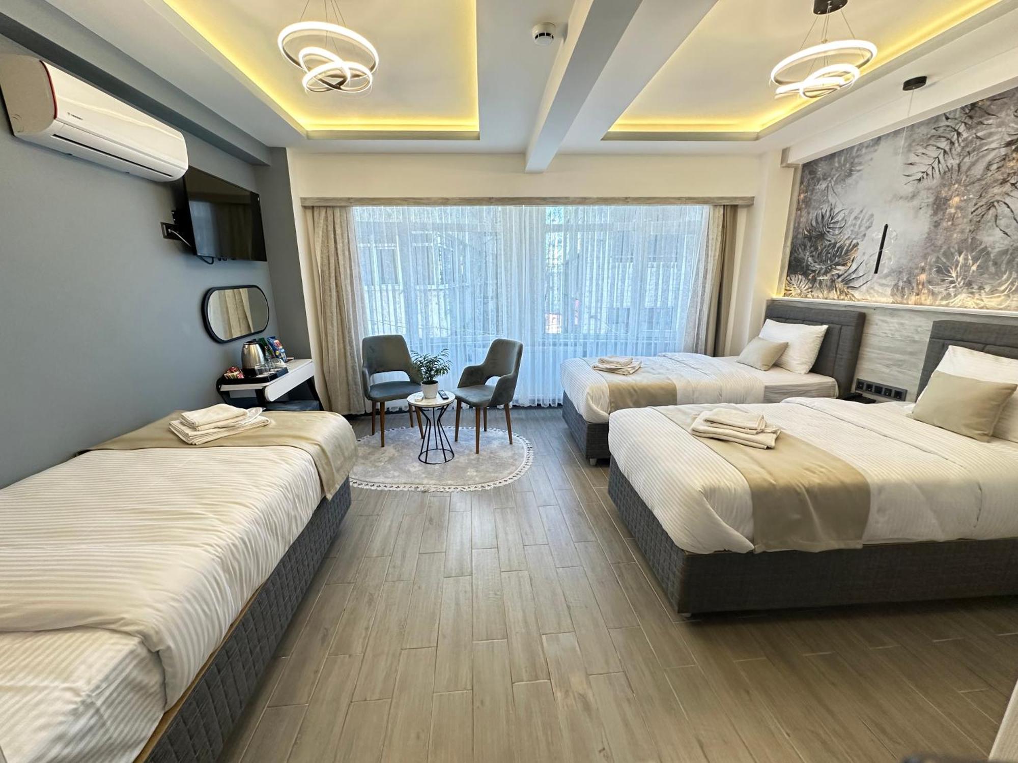 Blue Moonrise Hotel Istanbul Exterior photo
